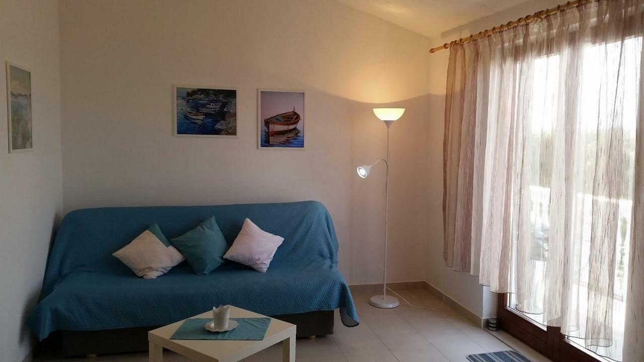 Appartamento Apartman Ivanica Jezera Esterno foto